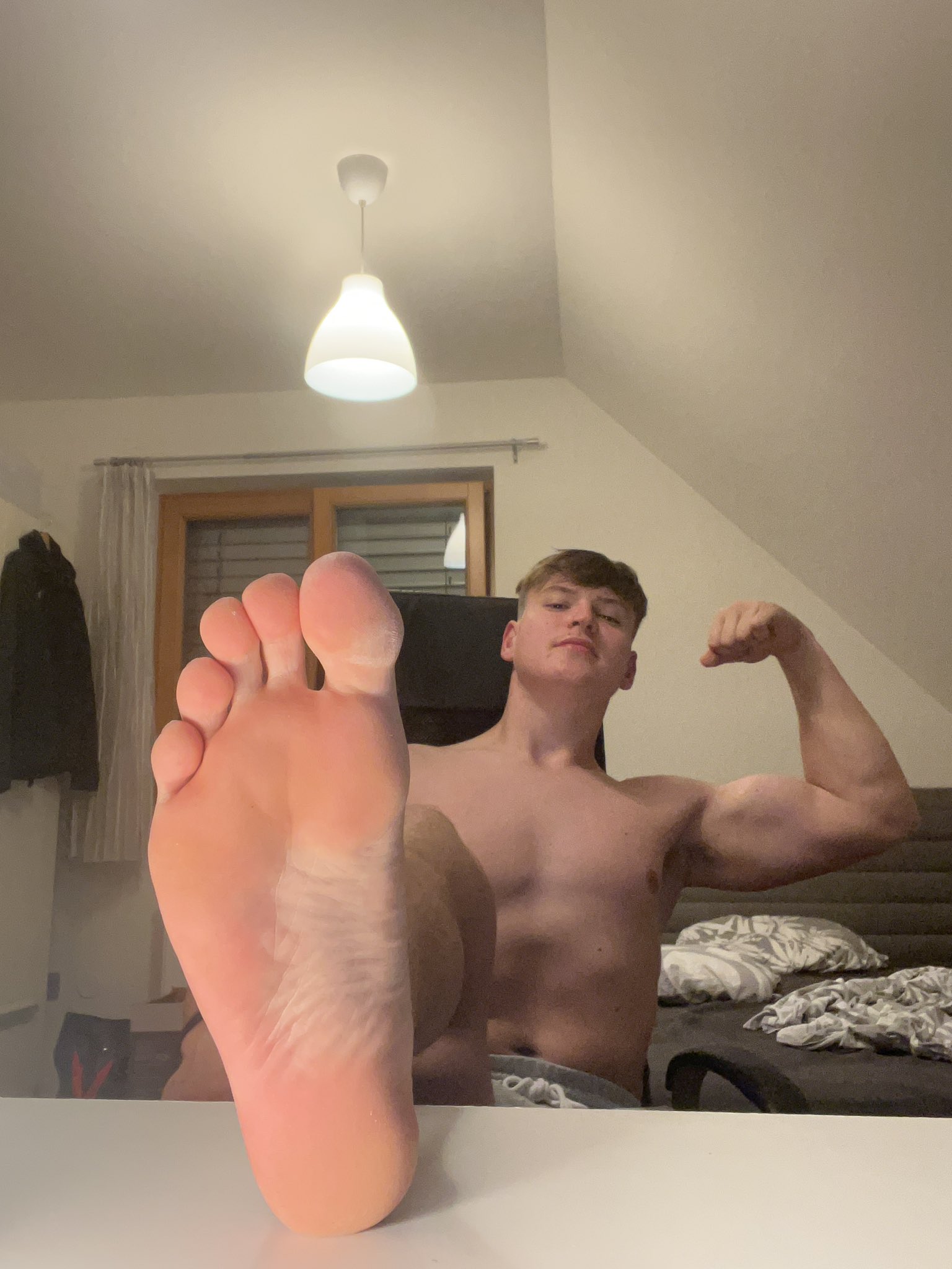 The month started… your salary should be in front of those giant feet😈 https://onlyfans.com/bacherhot 