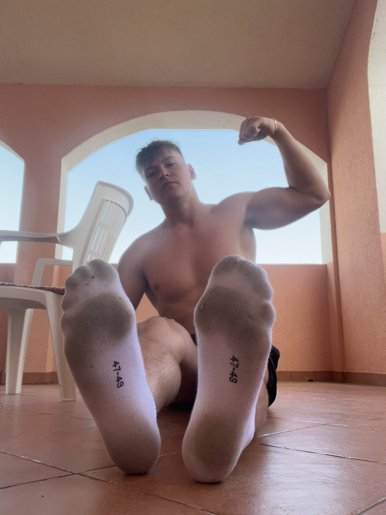 It’s smelly socks sunday😈 https://onlyfans.com/bacherhot 