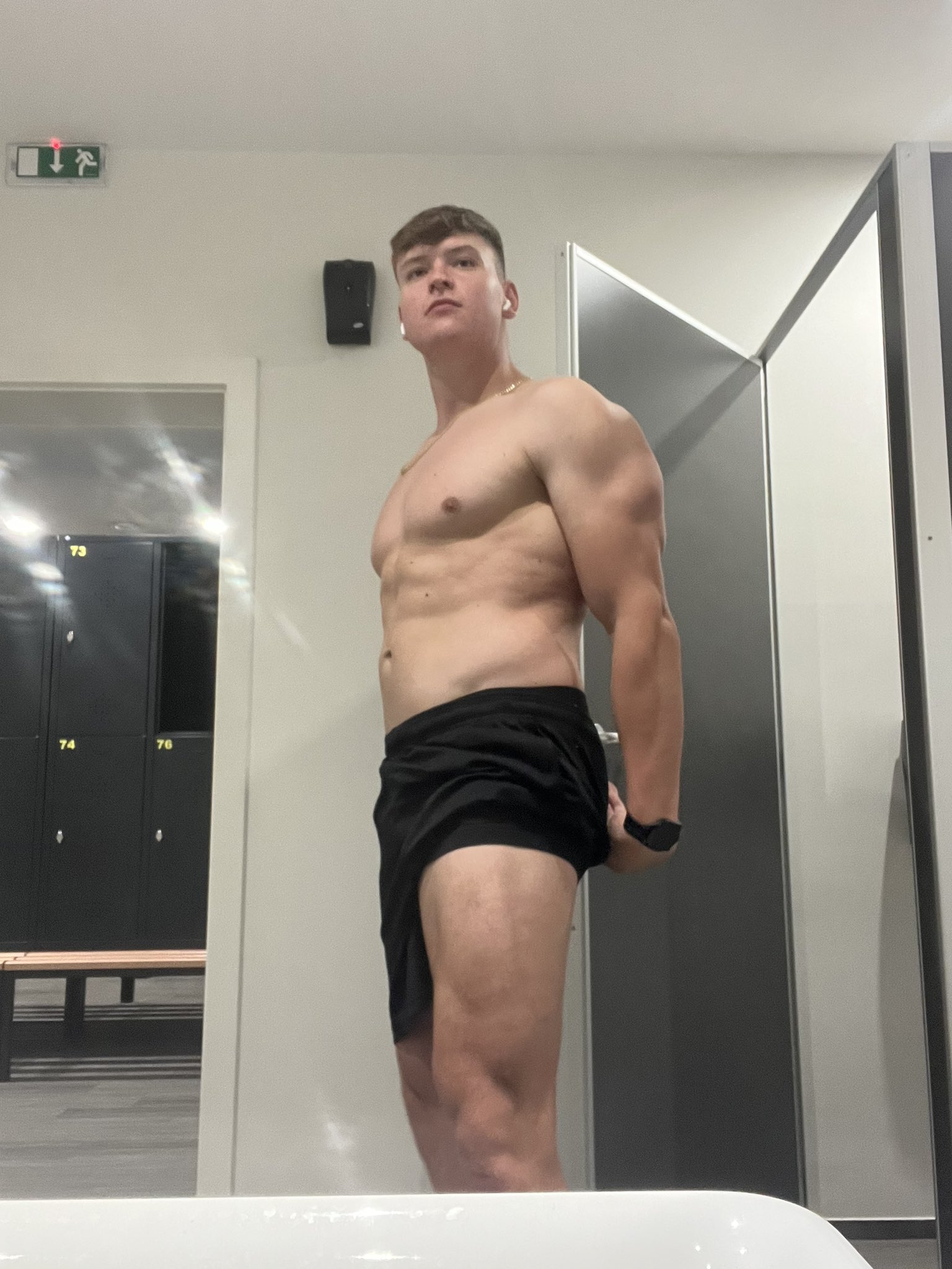 ❗️RT GAME❗️ Let‘s drain this bitch 😈🤑 Retweet 1€🤑 Like 2€🤑 Comment 2€ (4max)🤑 10minutes⏰ @CashMastersRT @YoungMasterRT @rt_slave_ma @Retweet4Masters @RtCashmaster @FindomDebtGod @Rtsub_Jmoore @RT4Master http://onlyfans.co