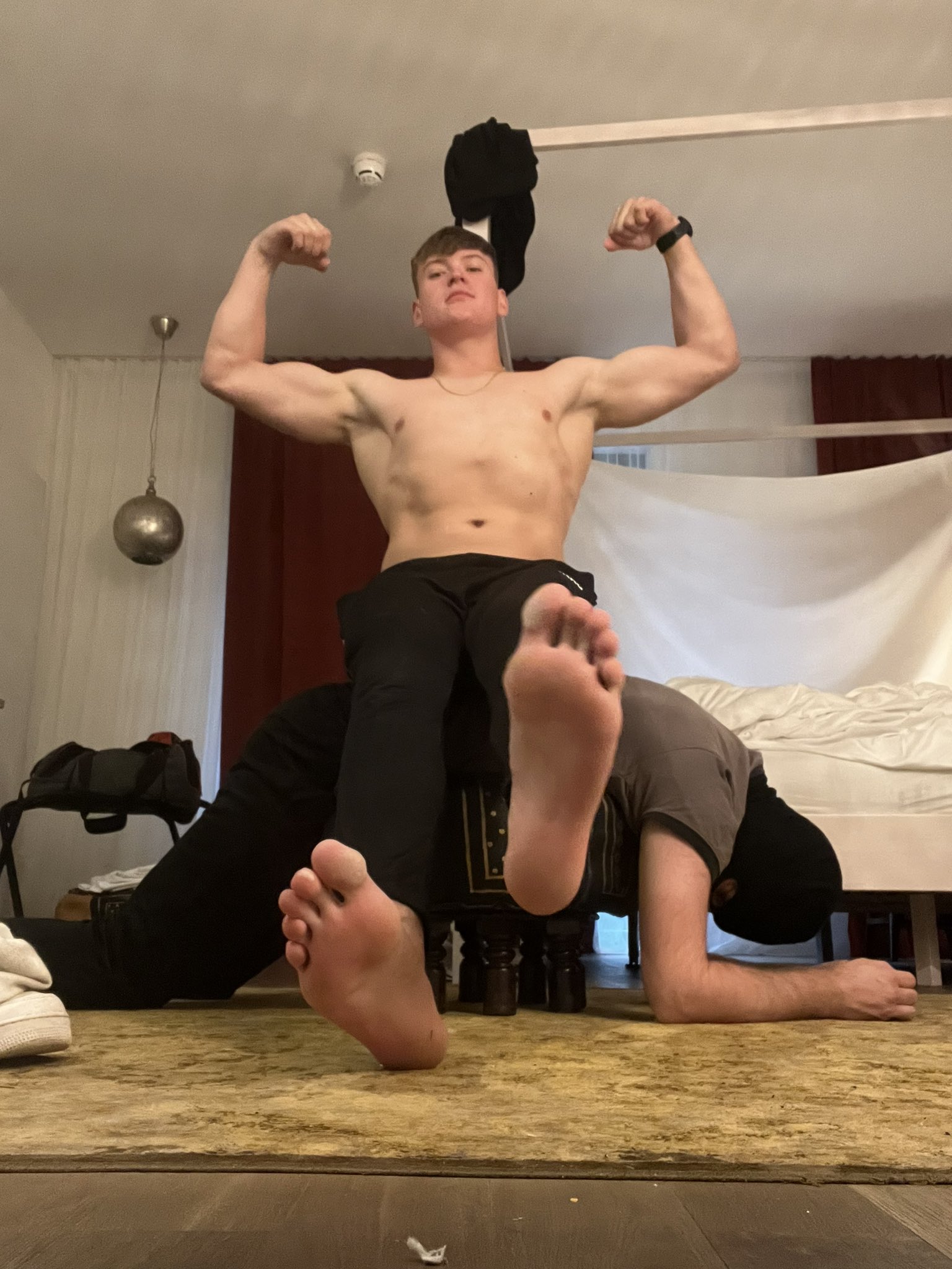 Meeting new slaves for http://onlyfans.com/bacherhot content this weekend😈🤑 
