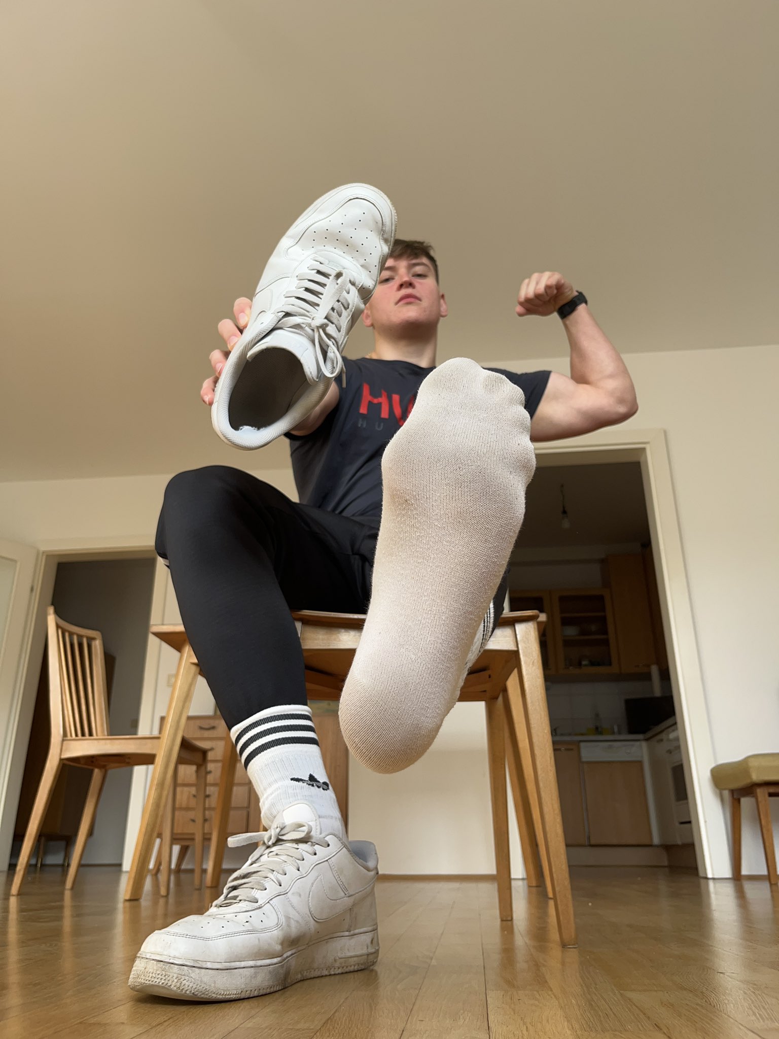Today is „sniff my socks saturday“😈 New feet worship clip on http://onlyfans.com/bacherhot 