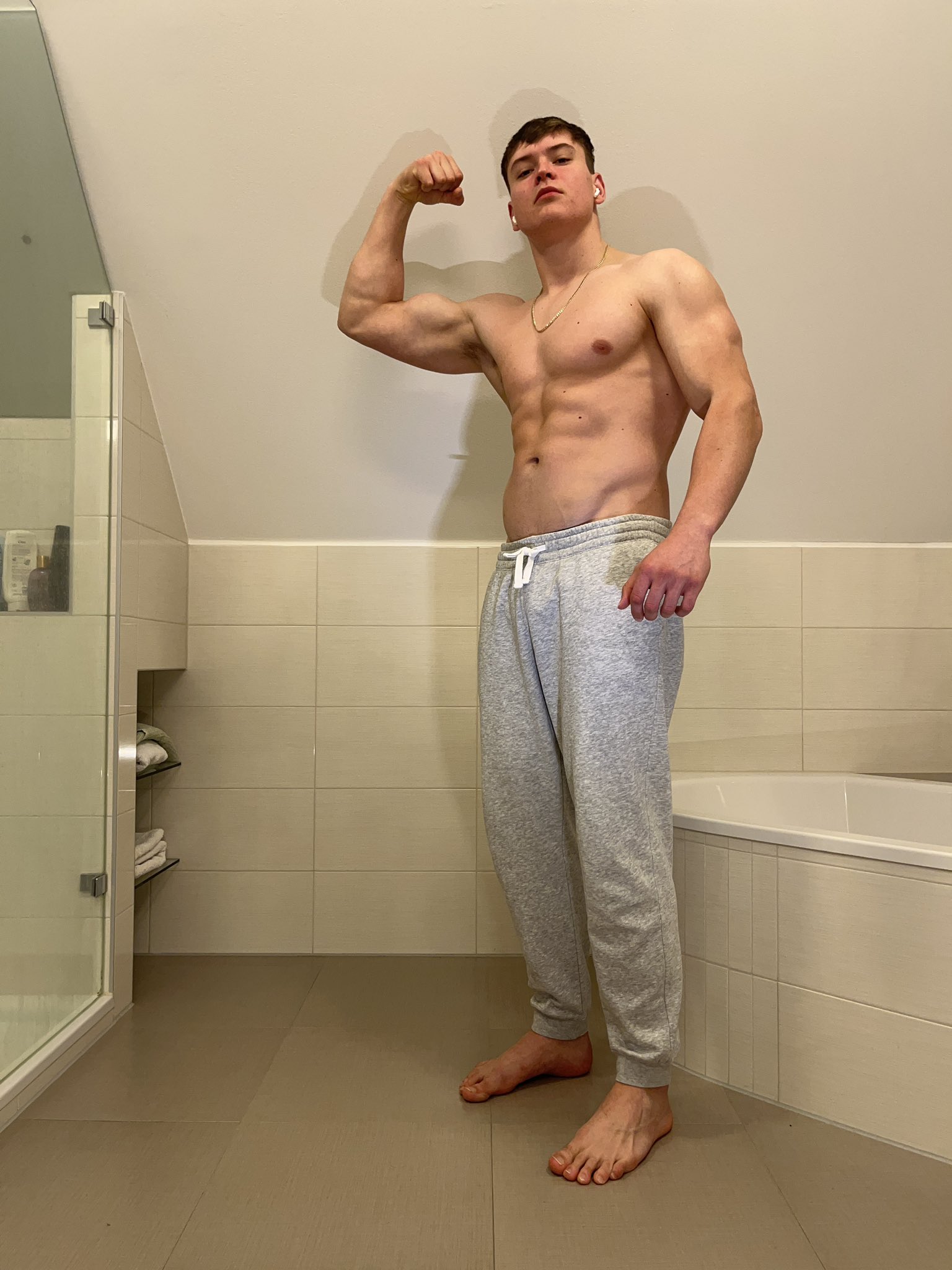 It’s payday😈 😈 Subscribe your alpha on http://onlyfans.com/bacherhot 😈 ❗️Pics and videos alone and with slaves daily❗️ 