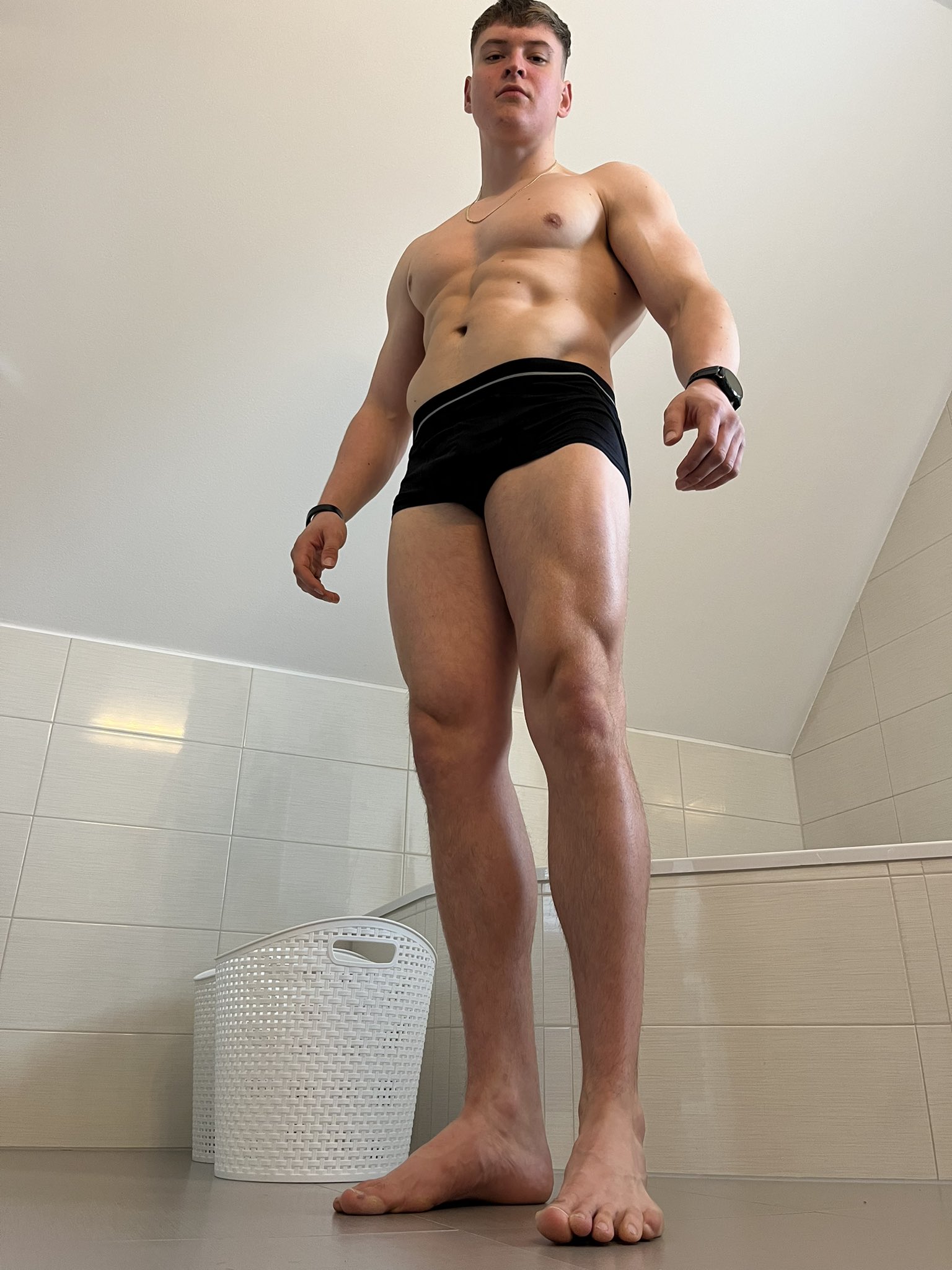 There is nothing to discuss, hand me over your wallet😈 😈 Subscribe your alpha on http://onlyfans.com/bacherhot 😈 