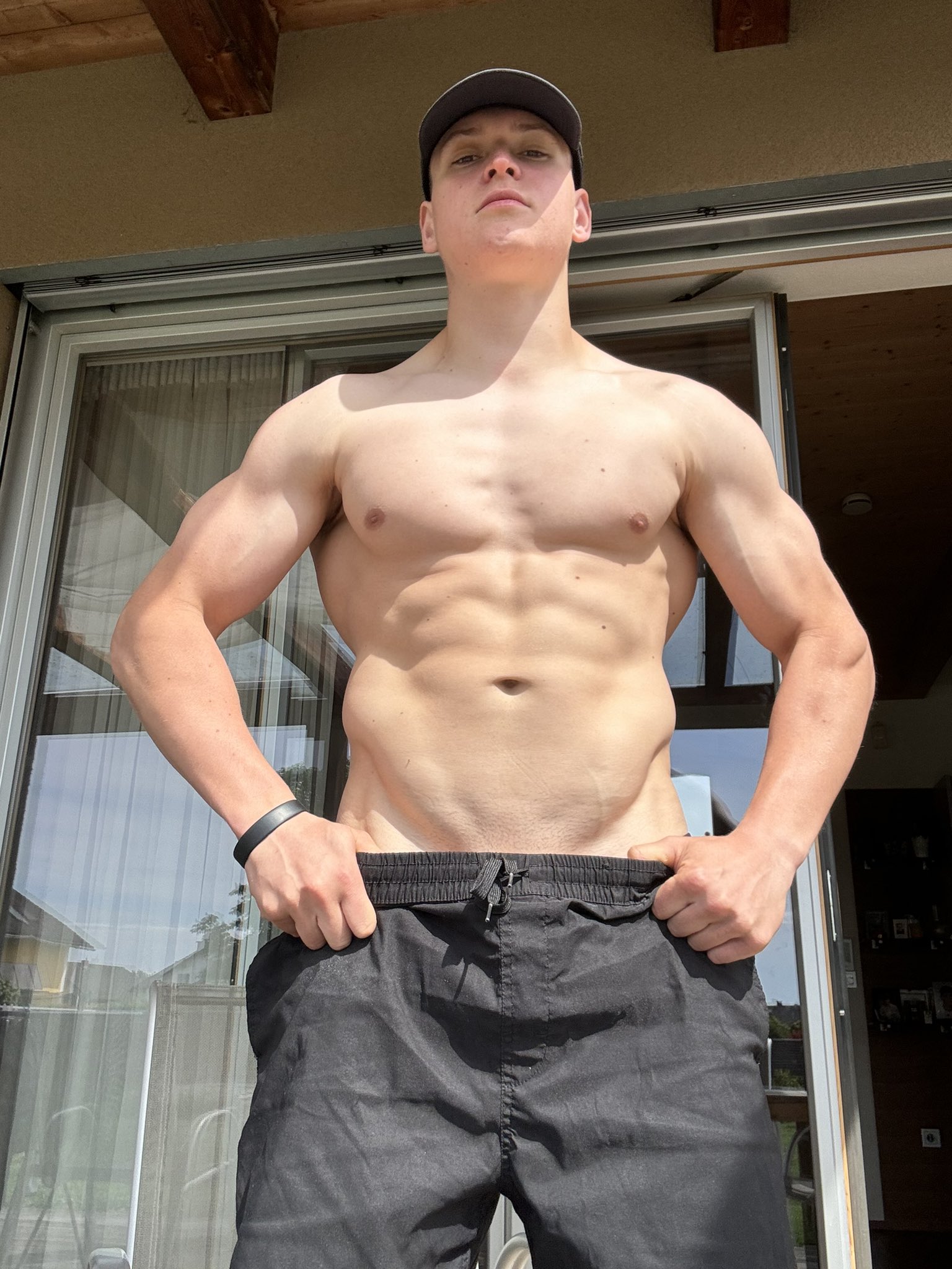Tribute to your musclegod 😈 Subscribe your alpha on http://onlyfans.com/bacherhot 😈 