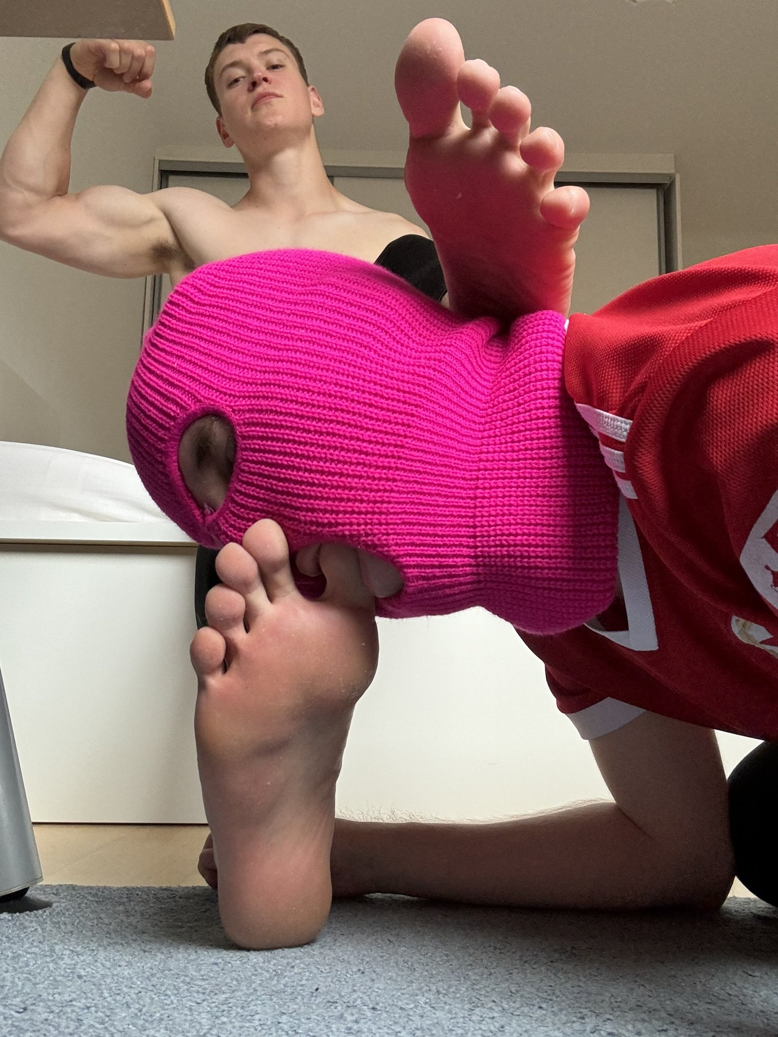 wanna suck on those toes?🤑 😈 Subscribe your alpha on http://onlyfans.com/bacherhot 😈 