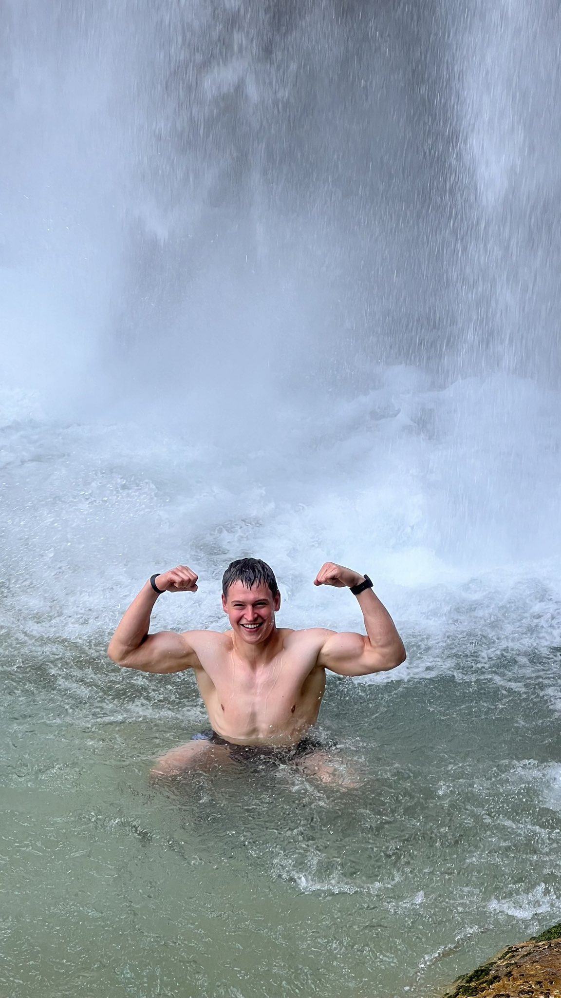 ice bath, ~8°C🤑 😈 Subscribe your alpha on http://onlyfans.com/bacherhot 😈 