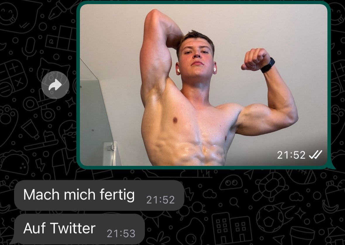 @Servant2424 Du willst gefickt werden wally? Ich drücke dir meinen zuckenden CashCock tief ins FAGBRAIN 50🏧🤑 