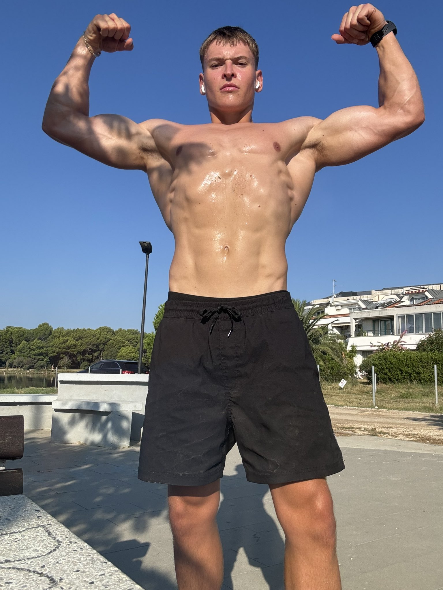 Obey-🤑😈 😈 Subscribe your alpha on http://onlyfans.com/bacherhot 😈 