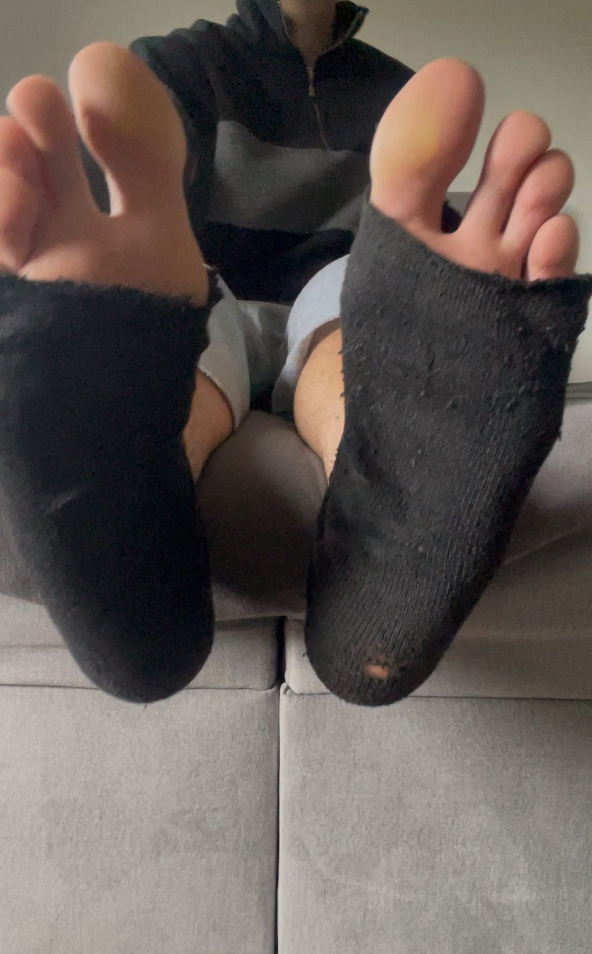 Haven’t been on here in a minute. Been too busy… growing. Yeah. Even stretched my socks to the limit so much they burst haha. DM if you want custom content of my now even bigger feet. #hugefeet #growingfeet #malefeet #footfetish #guysfeet #massivefee
