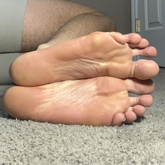 How does it feel to pump to my perfect hockey soles alone in your room each night? 