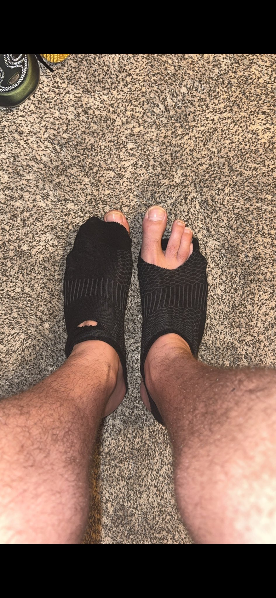 tried some smaller socks on & my size 18 dawgs ripped through them 😩