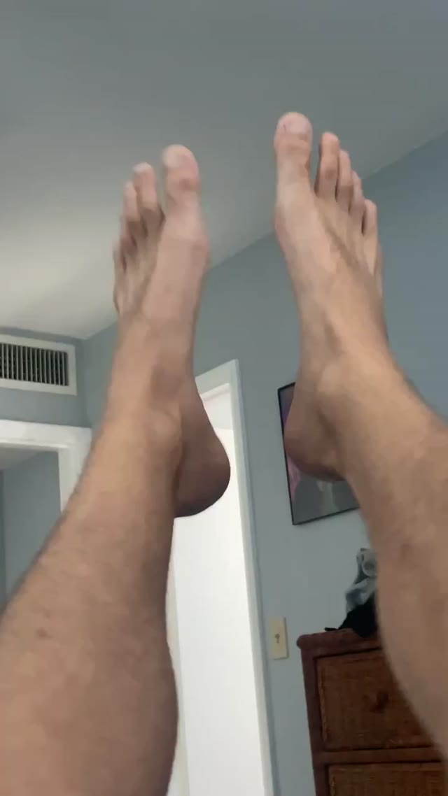 good morning feet friends 🤭🦶