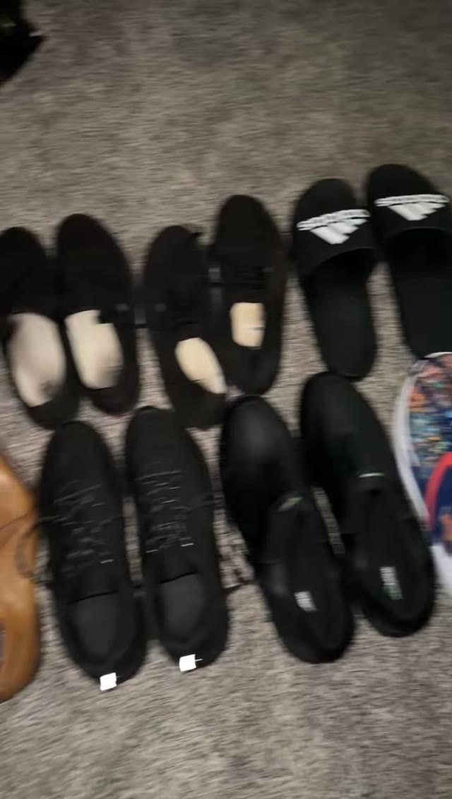 Interested in my Size 18 used, stinky & worn shoes and/or socks? Send me a message here on X 🦶