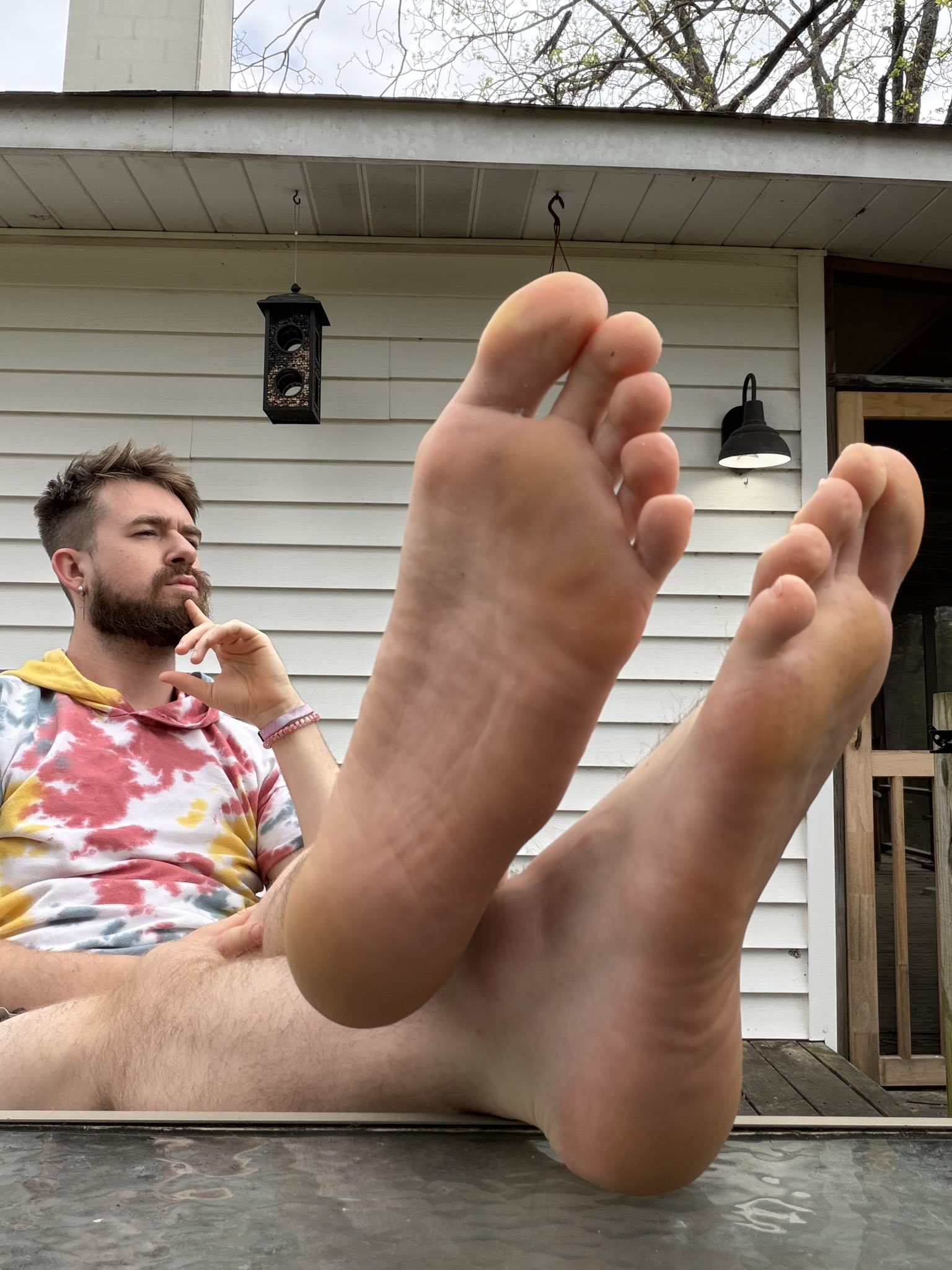 Deeper sniffs! Bigger sacrifices. All for the betterment of your alpha. #feet #feetpics #footfetish #soles #toes #sockfetish #findom #paypig #cashcow #moneyslave #financialdomination #alphamale