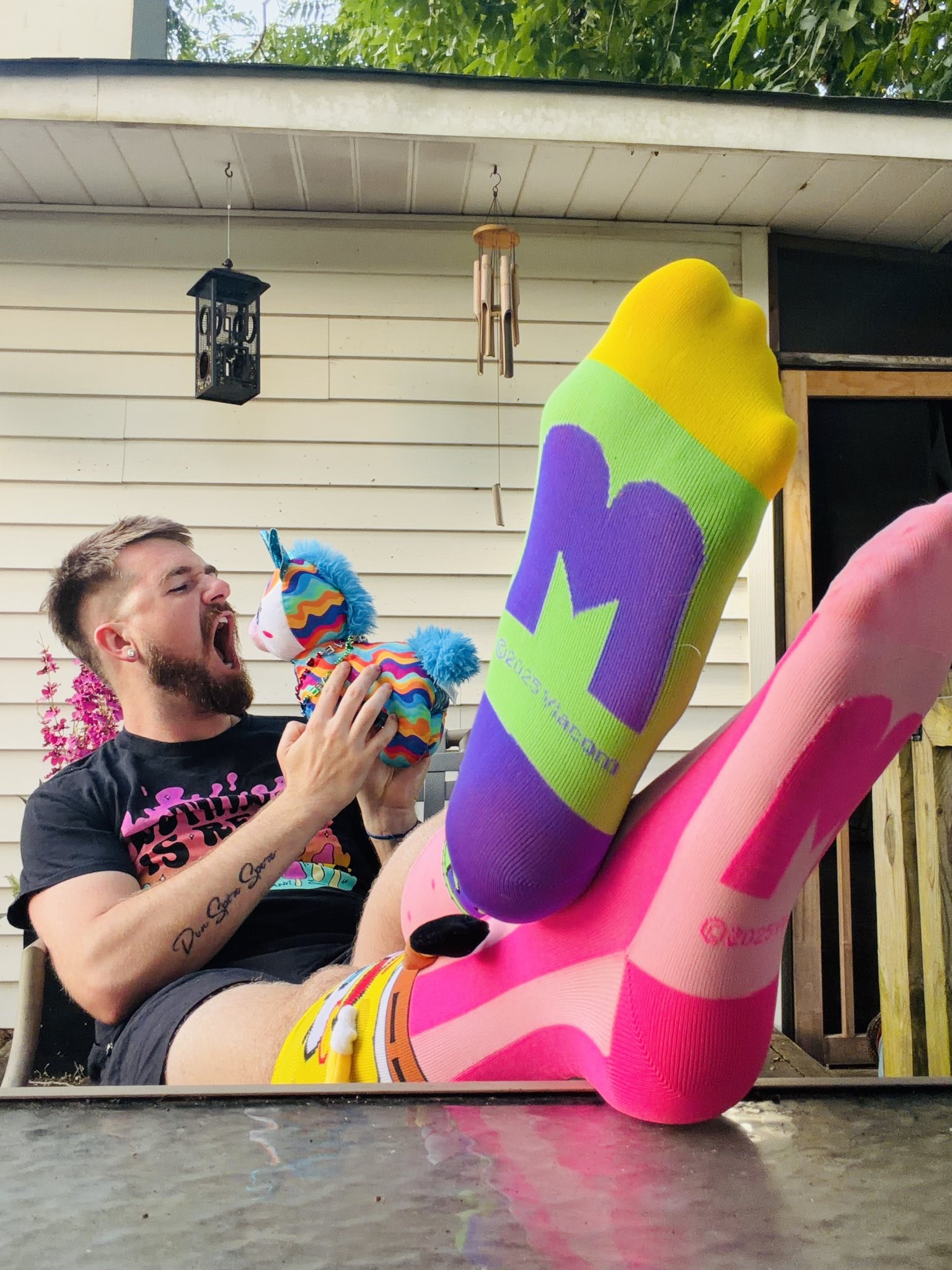 M on my socks, cash in your mouth. Don’t make me wait.