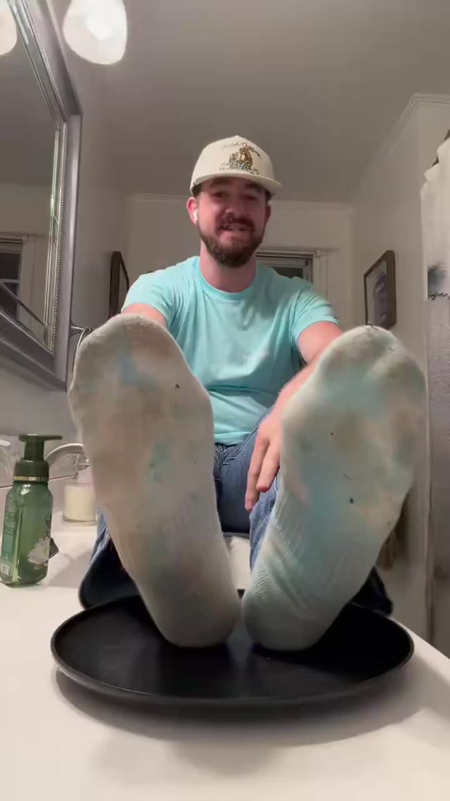 How’s dinner, pig? My soles. Again.   Goon relapse. You never quit me, you just crawl back under my feet. #findom #feet #moneyslave #paypig #goon