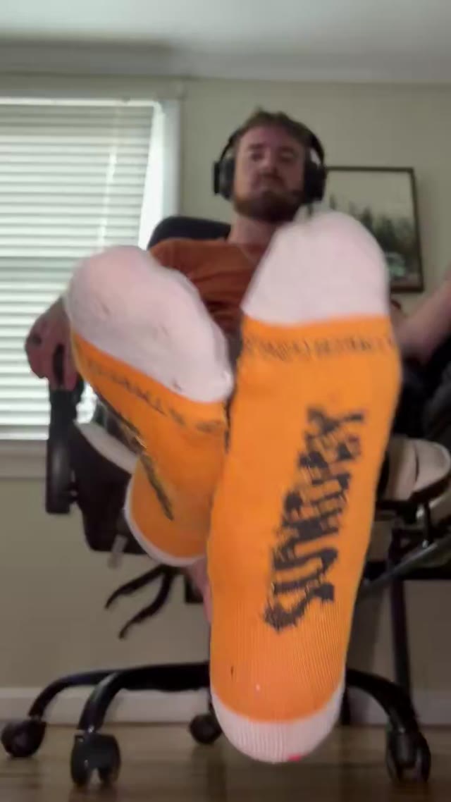 Money first! And mercy never 🖕🏻  #CowboyPayton #paypig #alphasoles   #payme #walletdrain #sockworship