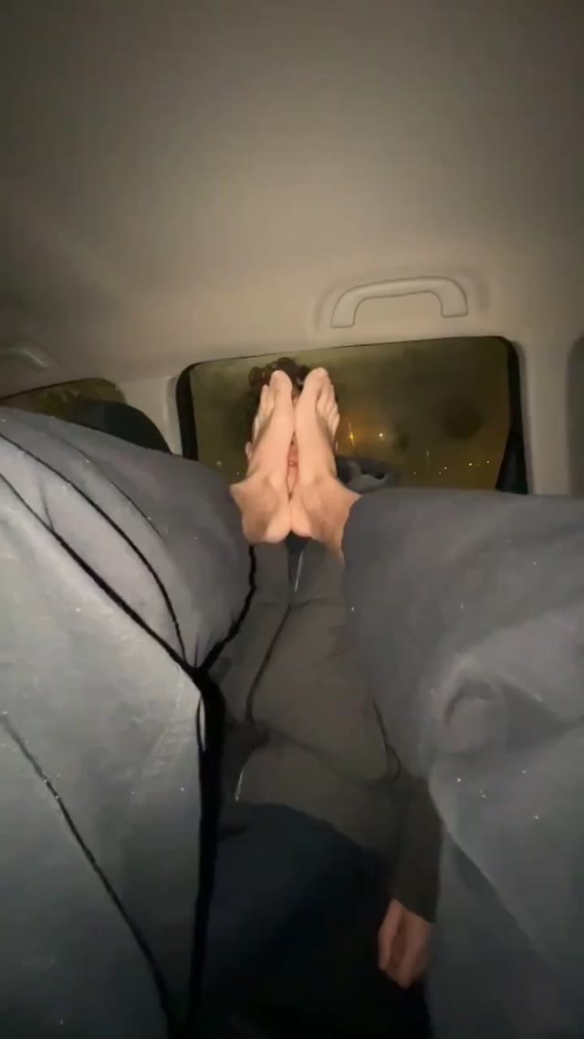 Posting this video again as a reminder of how it feels to earn an opportunity at my feet 😈 